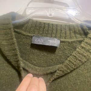 Zara Forest Green Crew Neck Sweater